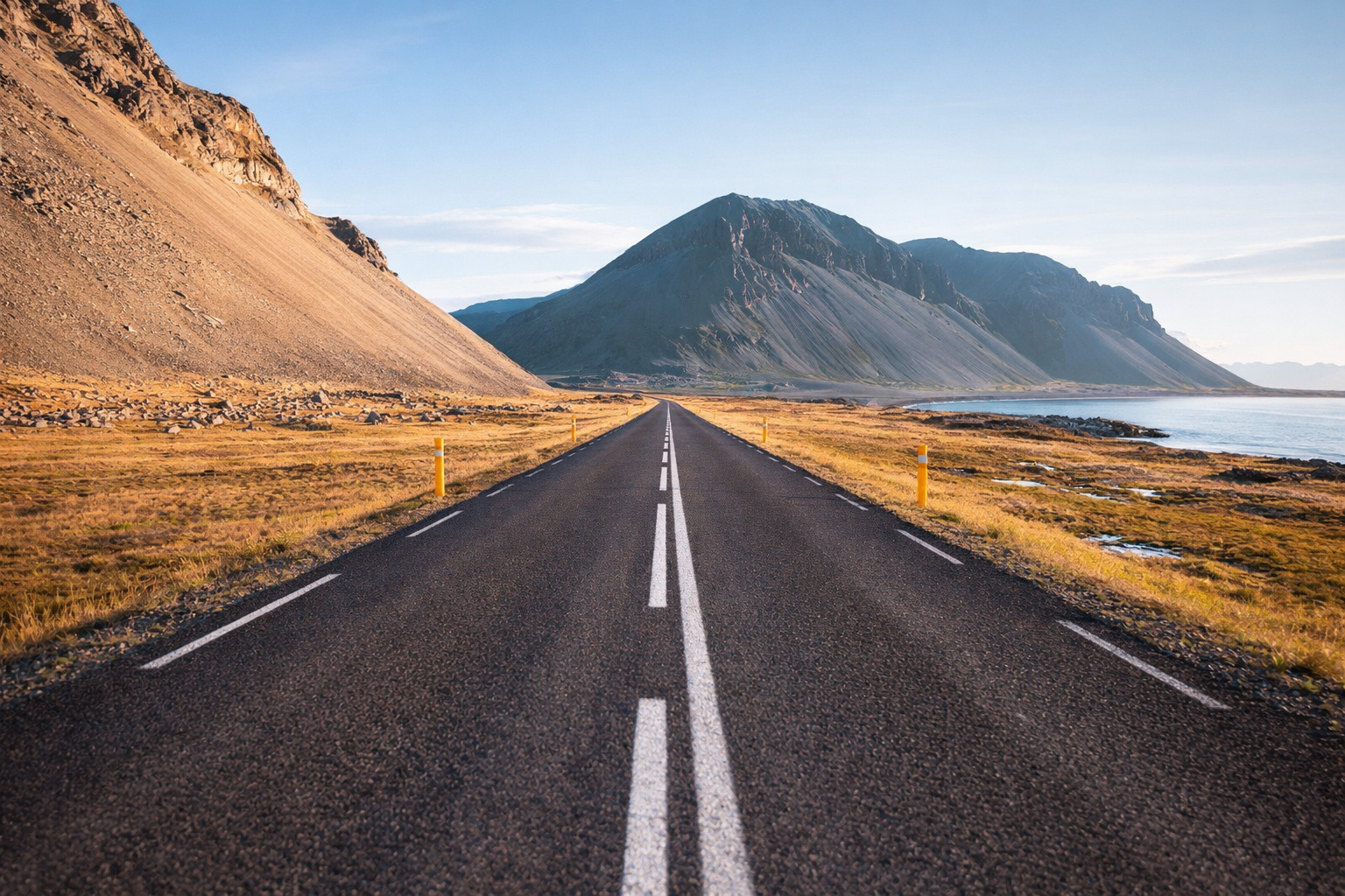 Rundreisen:  Tage Mietwagen ISland