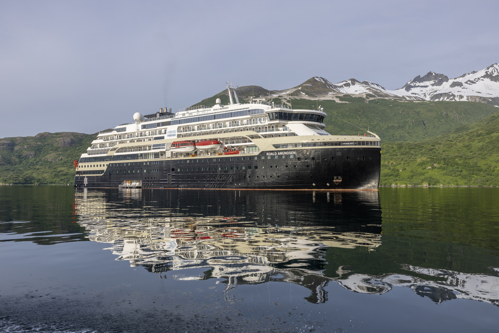 Expeditionen: Alaska Kodiak Island Uyak Bay MS Roald Amundsen HX  Photo Oscar Farrera ()