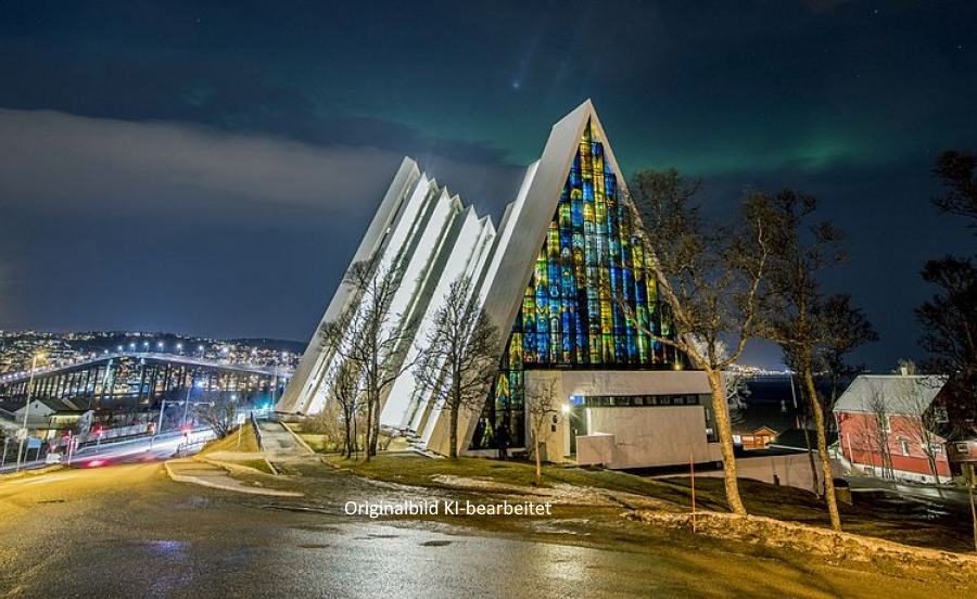 Weihnachten & Silvester: Eismeerkathedrale Weihnachtsreise mit Havila und Rentierausflug