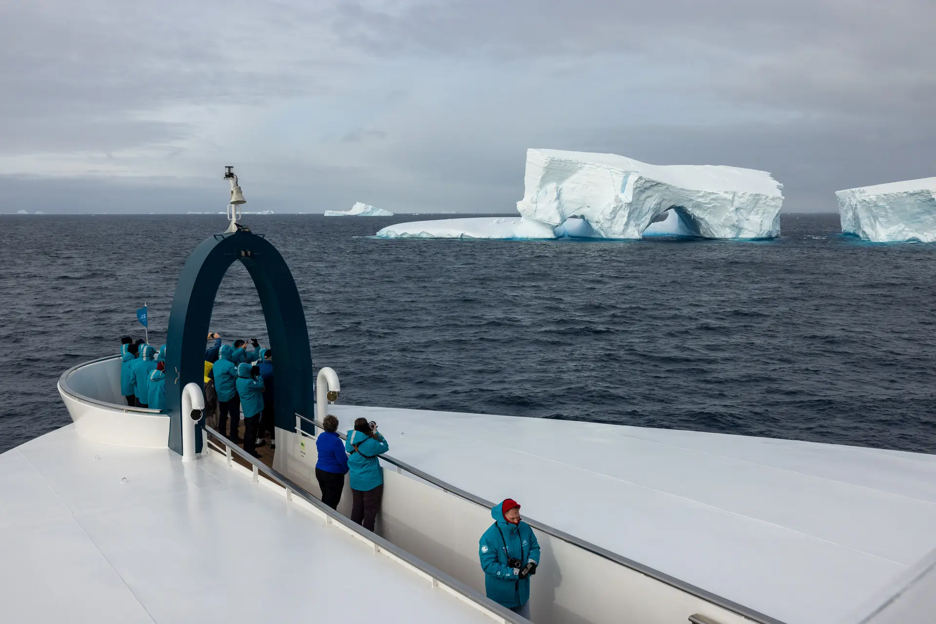 Swan Hellenic: Icebergs highlights resized