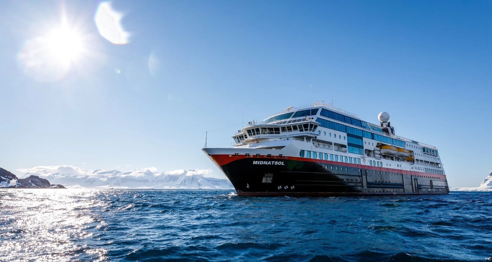 Hurtigruten: Midnatsol bf
