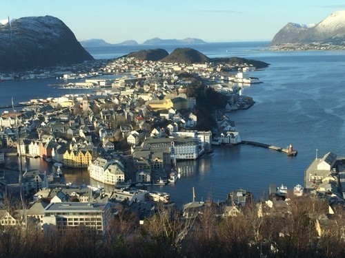 Hurtigruten: alesund marcela castillo photo competition hurtigruten