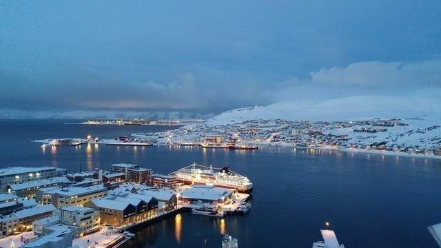 Hurtigruten: salen hammerfest paul clark photo competition hurtigruten