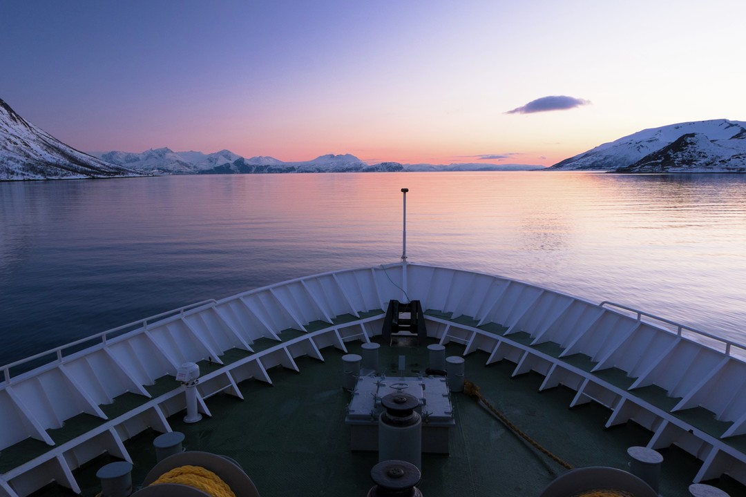 Hurtigruten: sonnenuntergang christian stroeder hurtigruten