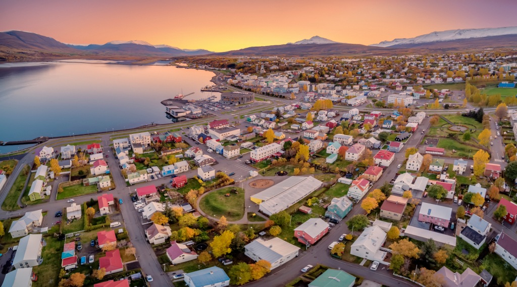 Kreuzfahrten: akureyri ragnar th sigurdsson visiticeland com jpg