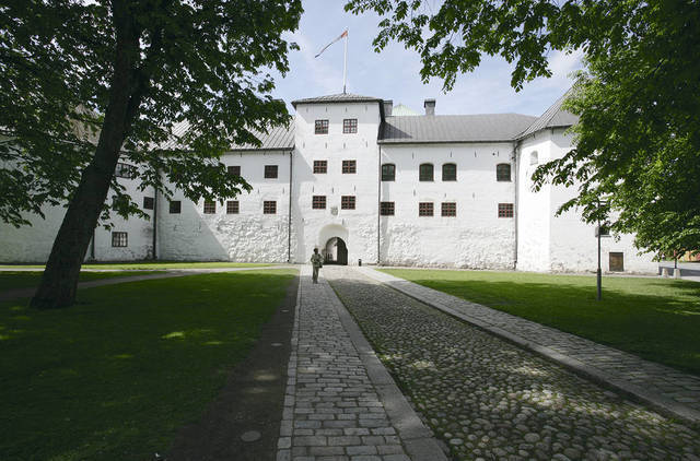 Sommer: schloss turku visit turku 