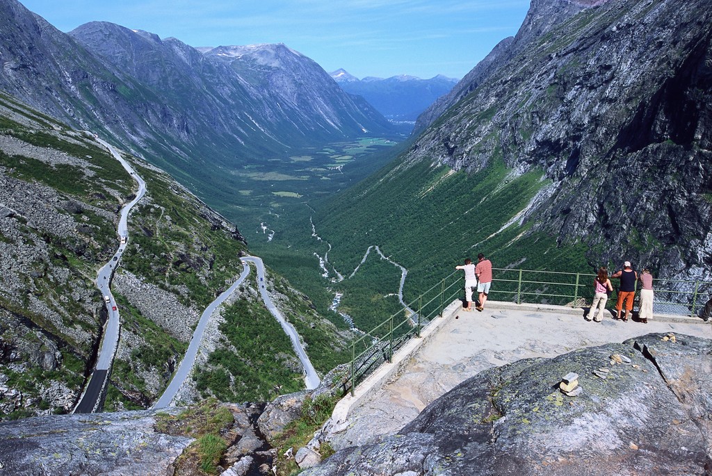 Rundreisen: trollstigenstrasse terje rakke fjordnorway