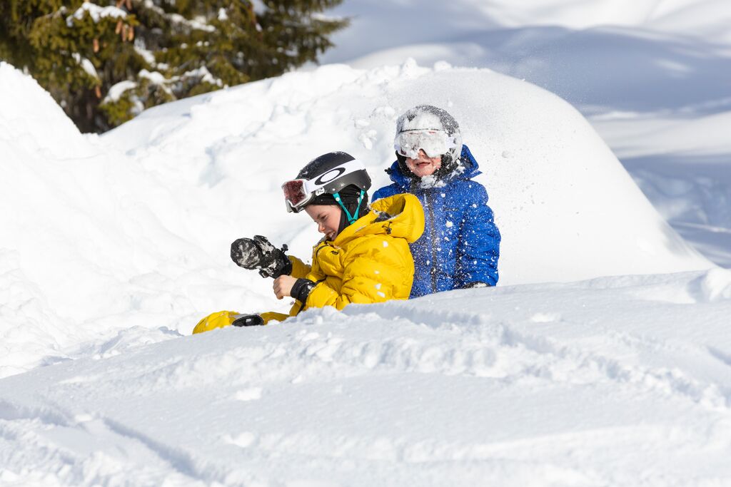 Winter: kids skiing snow fredrik myhre visitnorway com