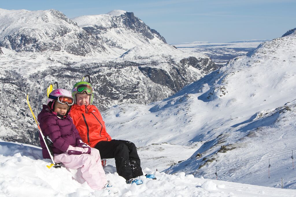 Winter: ski hemsedal nils erik bjorholt visitnorway com