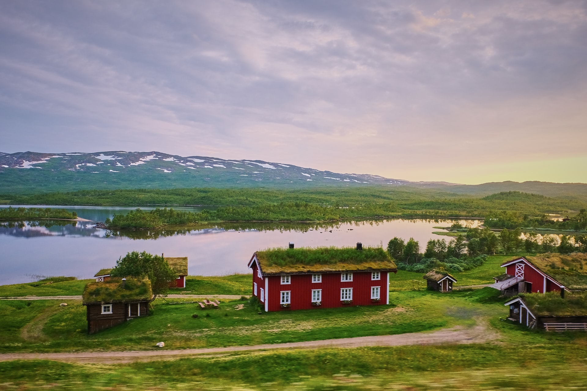 Sommer: Schweden Rundreise PKW Foto visitsweden