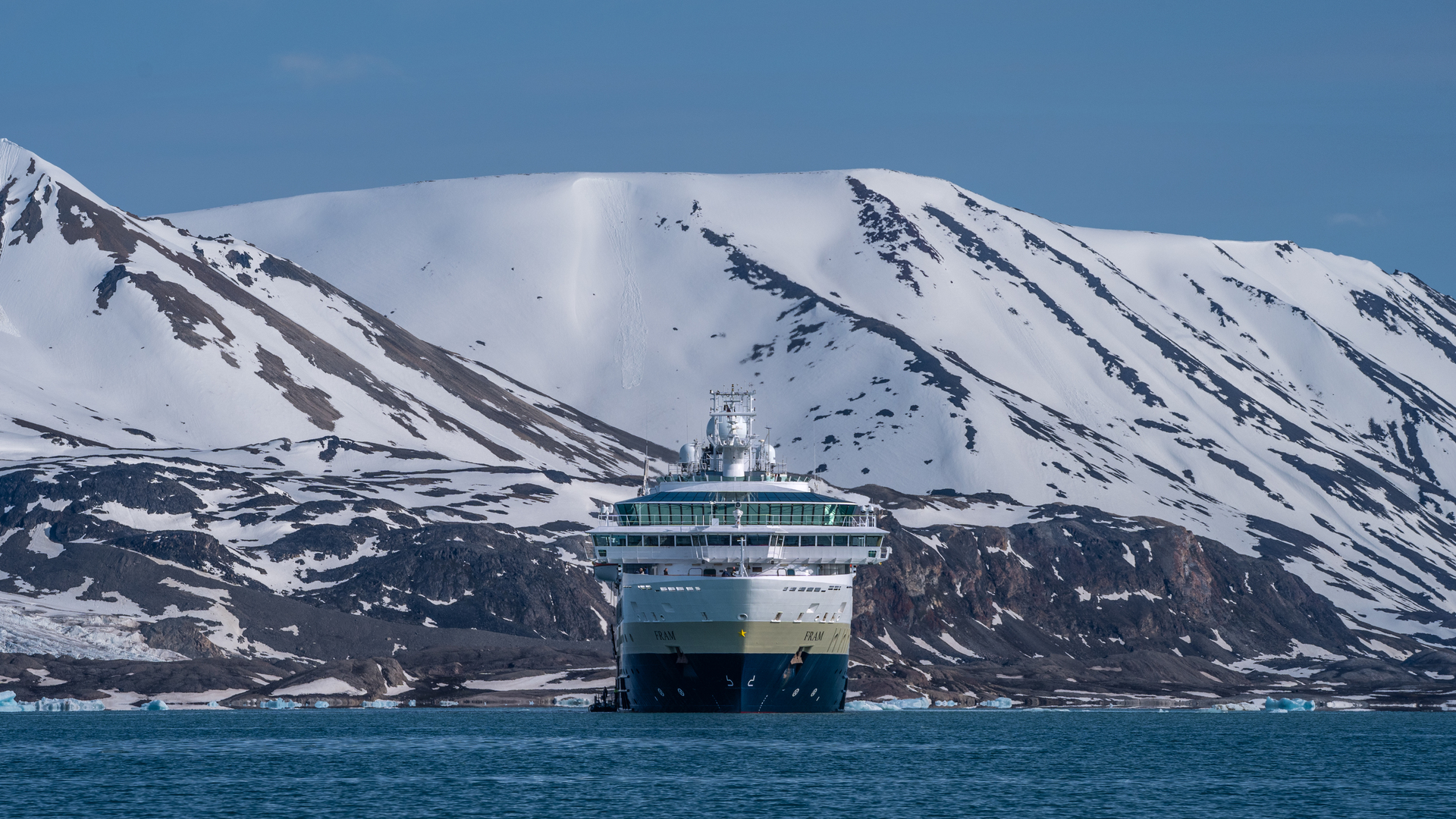 Expeditionen: Svalbard Liefdefjord MS Fram HX  Photo Jan Hvizdal