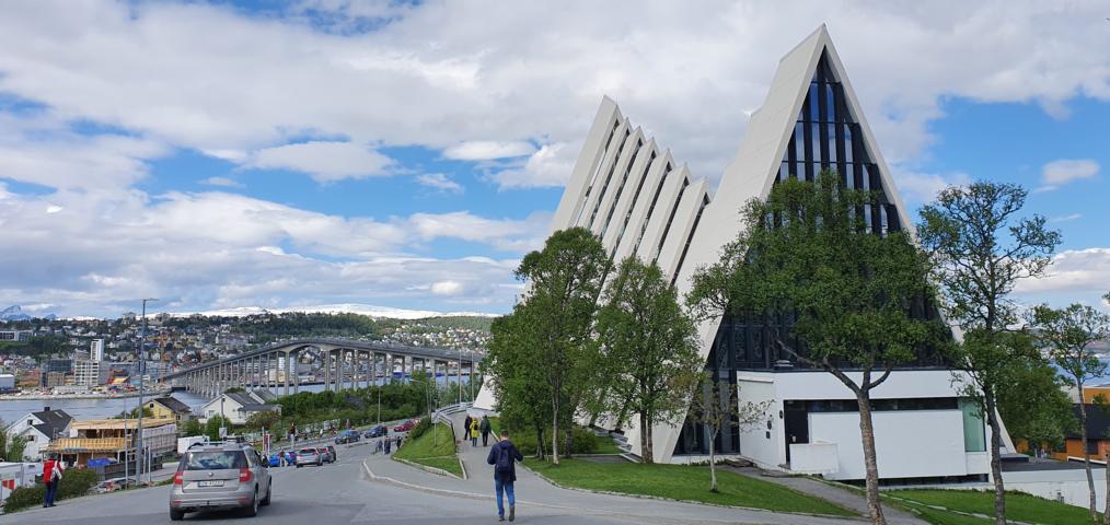 Hurtigruten: TromsoeEismeerkathedrale ec