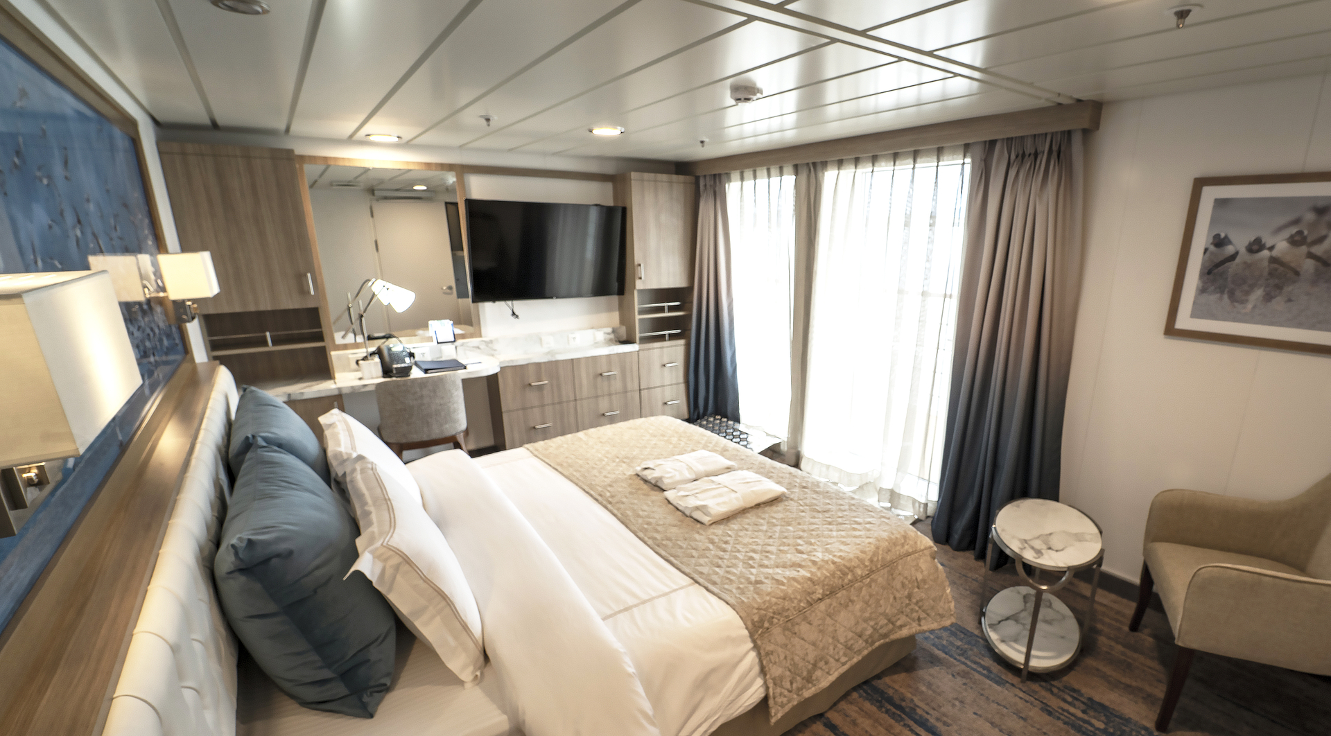 Expeditionen: Website Screen Greg Mortimer   Balcony Stateroom Superior