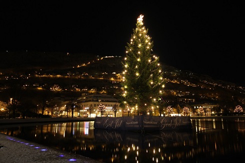 Hurtigruten: christmas norway photo competition hurtigruten