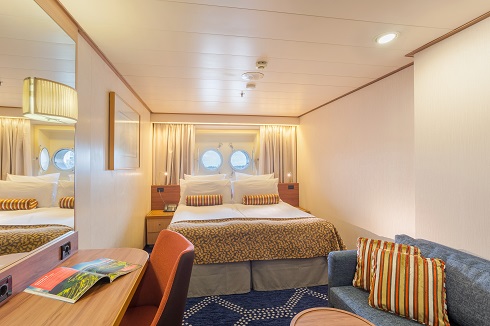 Nicko cruises: kabinemitbullauge