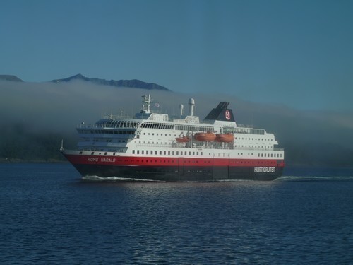 Hurtigruten: kong harald hurtigruten hurtigruten