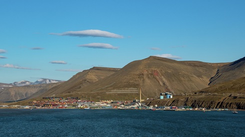 Expeditionen: longyearbyen espen mills hurtigruten