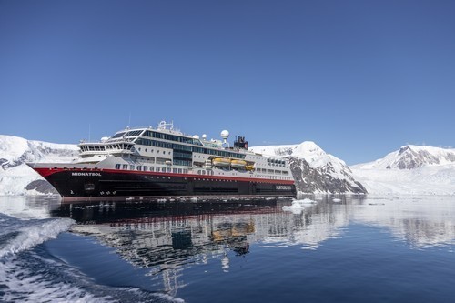 Hurtigruten: midnatsol genna roland hurtigruten dbf