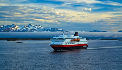 Hurtigruten: ms nordnorge molde reinhold grewe photo competition hurtigruten