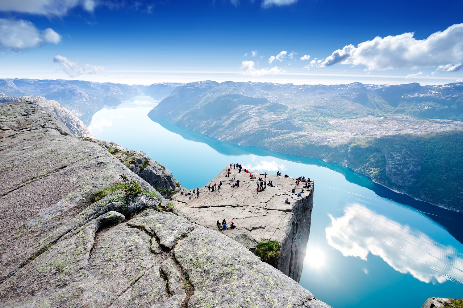 Nicko cruises: EL Norwegen Stavanger Preikestolen Fotolia