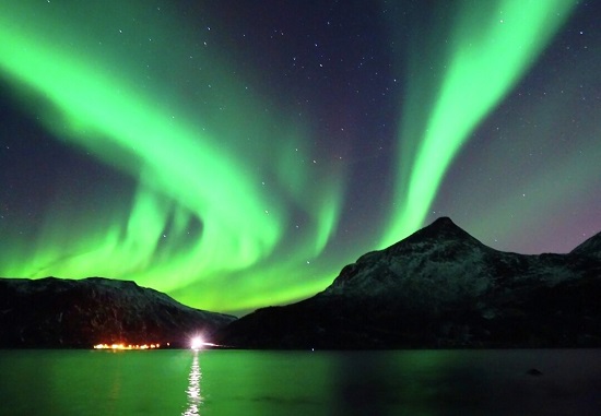 Hurtigruten: northern lights photo competition hurtigruten