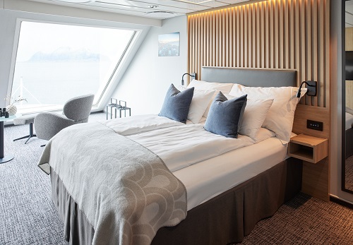Havila: panoramic view cabin johan holmquist havila ad