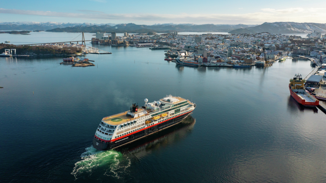 Weihnachten & Silvester: stavanger espen mills hurtigruten