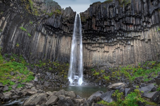 Rundreisen: svartifoss ragna th sigurdsson visiticeland com