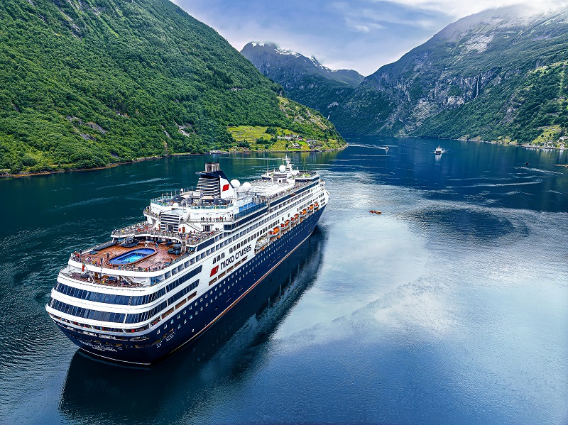 Nicko cruises: vdg skyshark geiranger    dji  dxo deepprime geiranger   